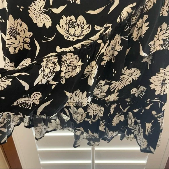 Free People I’ve Got A Feeling Black White Floral Skirt and Top Set, NWT, Small - Picture 9 of 15